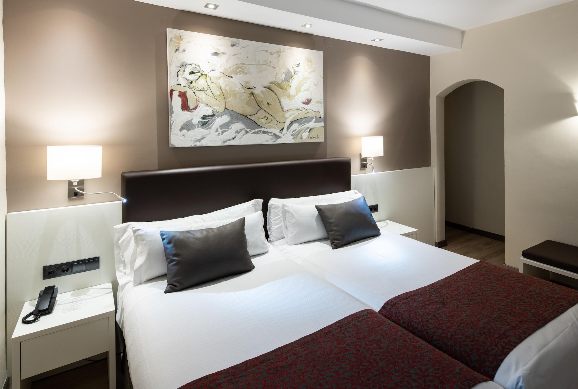 Hotel Catalonia Castellnou Barcelona Exteriér fotografie