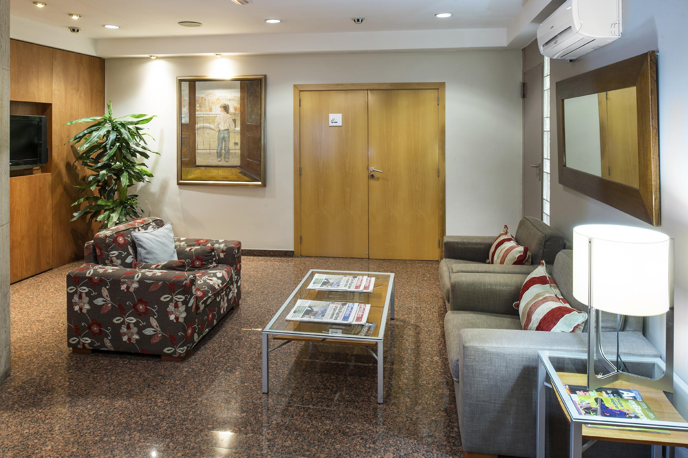 Hotel Catalonia Castellnou Barcelona Exteriér fotografie