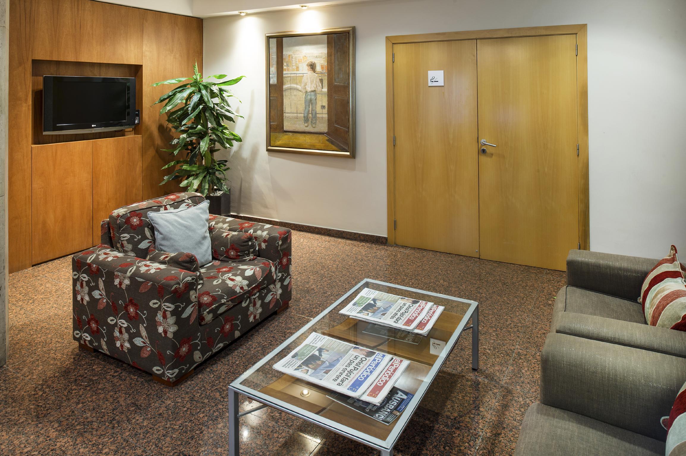 Hotel Catalonia Castellnou Barcelona Exteriér fotografie