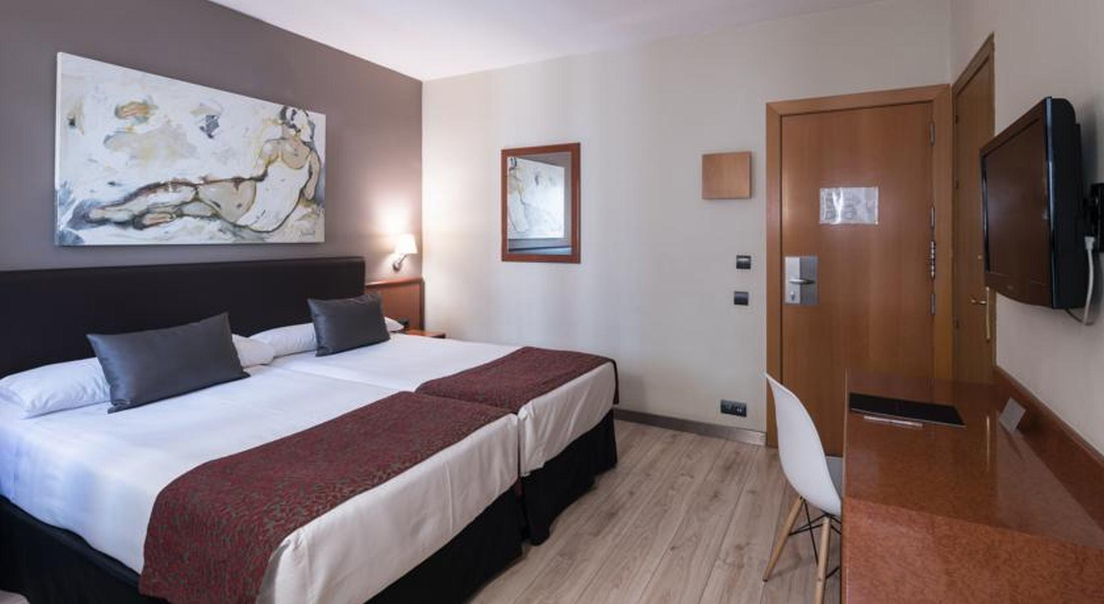 Hotel Catalonia Castellnou Barcelona Exteriér fotografie