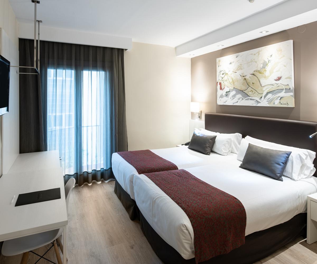 Hotel Catalonia Castellnou Barcelona Exteriér fotografie