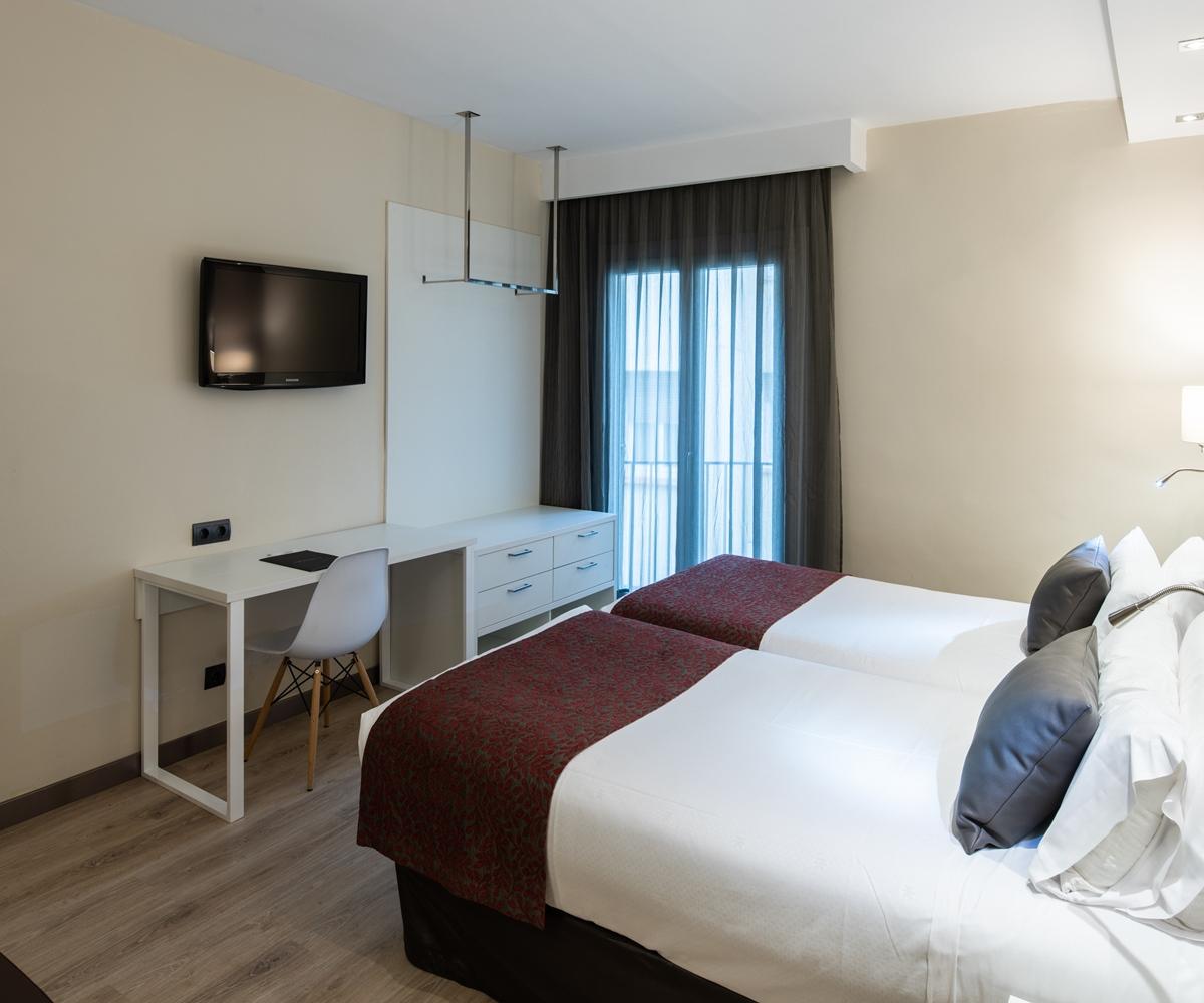 Hotel Catalonia Castellnou Barcelona Exteriér fotografie