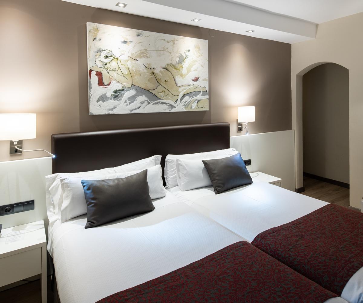 Hotel Catalonia Castellnou Barcelona Exteriér fotografie